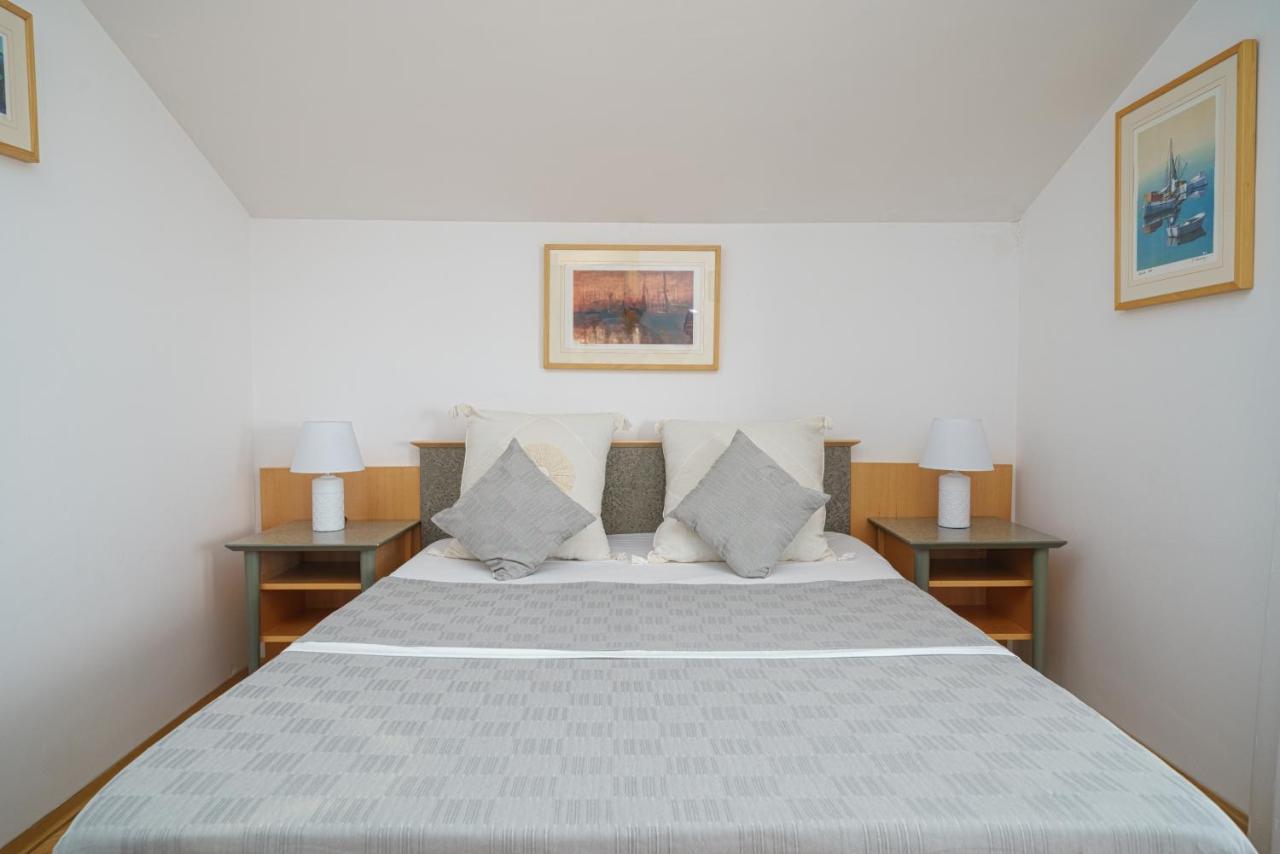 Villa David Vodice Ngoại thất bức ảnh