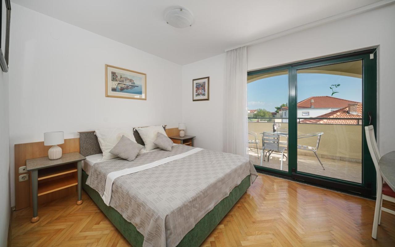 Villa David Vodice Ngoại thất bức ảnh