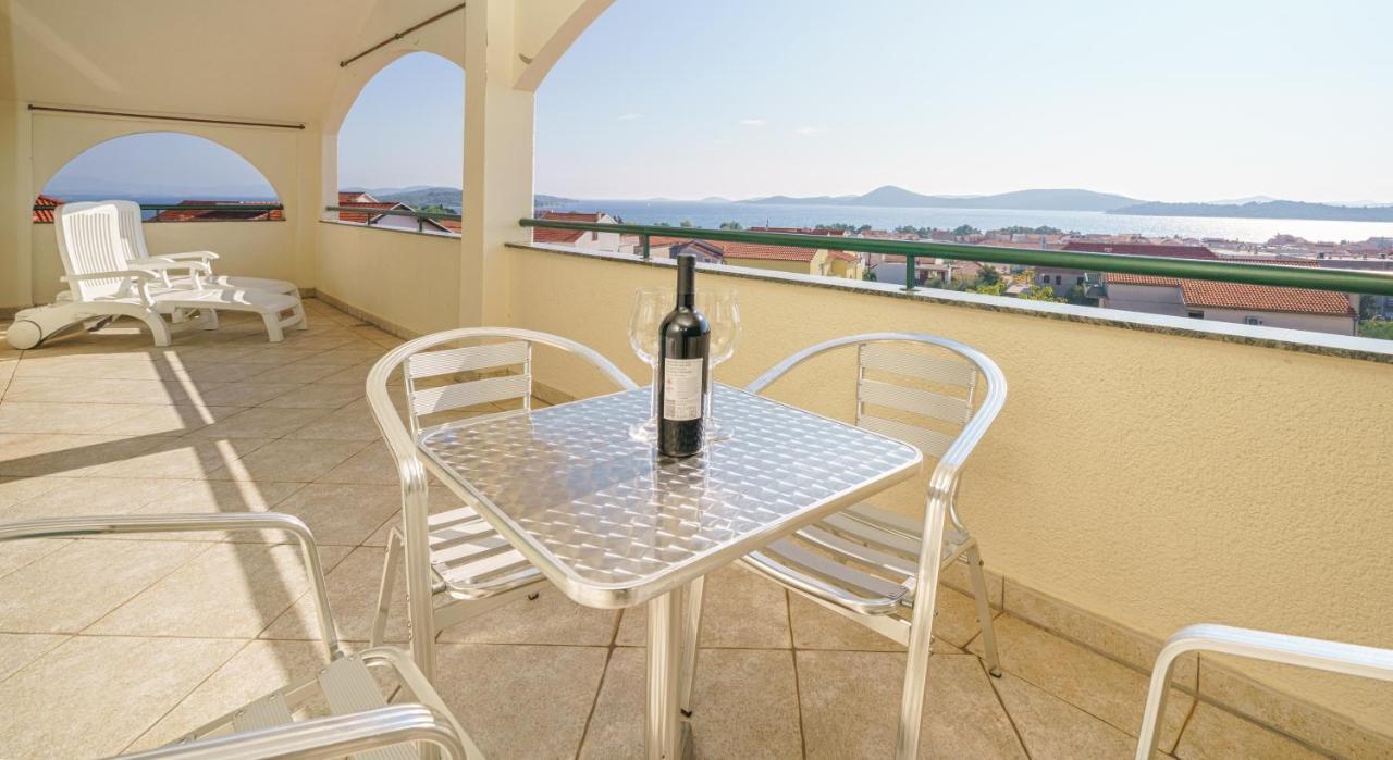 Villa David Vodice Ngoại thất bức ảnh